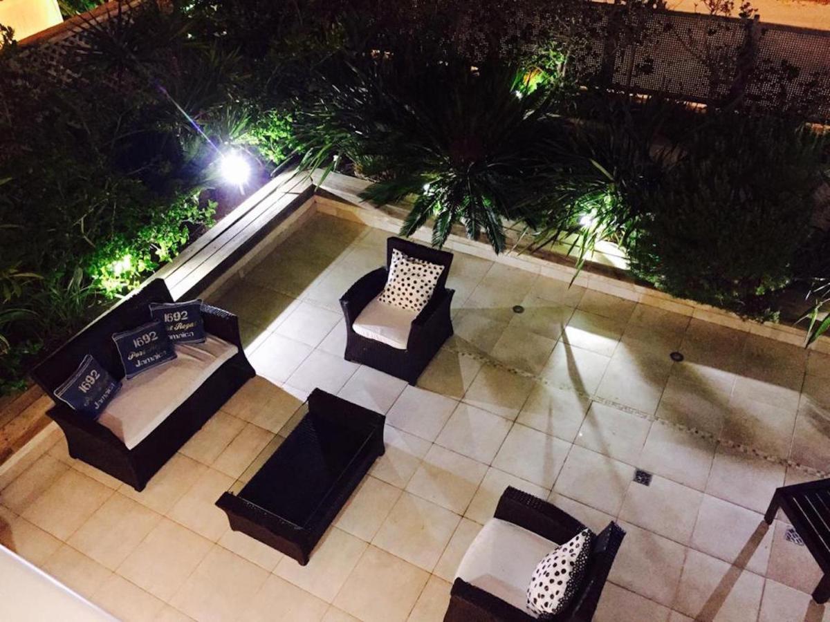 Regency Residence With Pool - Next The Beach Herzelia Dış mekan fotoğraf